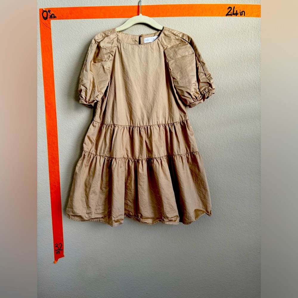 Zara Girl dress Tan/cream color. Sz 6